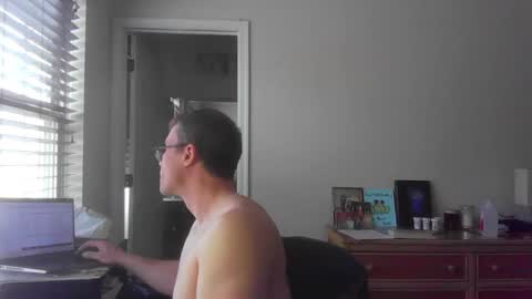 Snapshot of jamesjewels chatting on March 2025 05:33:01 PM jamesjewels online show from March 2025 05:33:01 PM