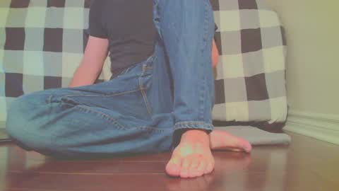 Snapshot of jamesknight57 chatting on September 2025 03:33:02 AM James online show from September 2025 03:33:02 AM