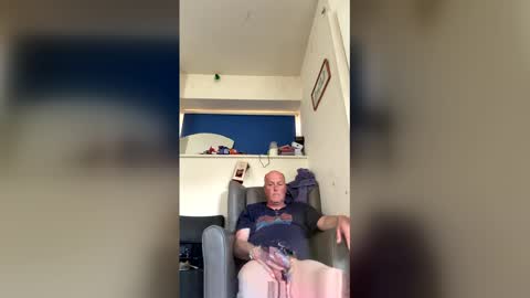 jamesoil632 online show from May 2026 03:41:01 PM