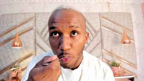 Snapshot of jamesparck chatting on February 2025 12:39:02 PM James online show from February 2025 12:39:02 PM