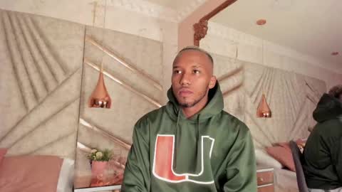 Snapshot of jamesparck chatting on March 2025 02:21:01 PM James online show from March 2025 02:21:01 PM