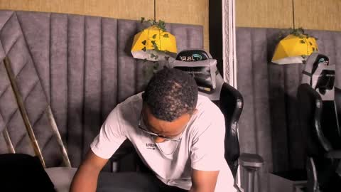 James  online show from April 2026 11:09:01 PM