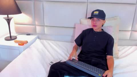 jamess_ford online show from January 2025 05:56:02 PM