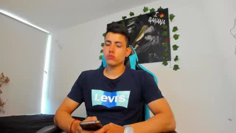 Jamess hott online show from December 2024 12:54:02 PM