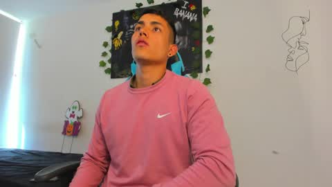 Jamess hott online show from January 2025 04:44:02 PM