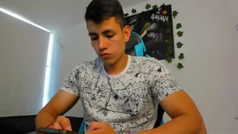 Jamess hott online show from January 2025 01:06:02 PM