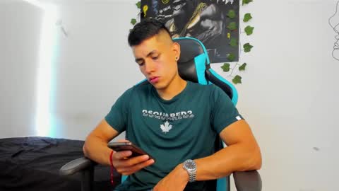 Jamess hott online show from February 2025 01:51:02 PM