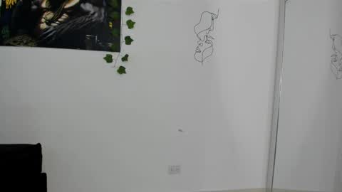 Jamess hott online show from February 2025 07:07:01 PM