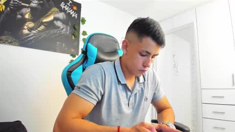 Jamess hott online show from February 2025 10:03:02 PM