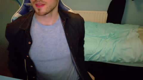 Snapshot of jamie_lad chatting on January 2025 09:09:02 PM Jamie online show from January 2025 09:09:02 PM