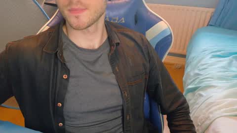 Snapshot of jamie_lad chatting on February 2025 03:06:01 PM Jamie online show from February 2025 03:06:01 PM