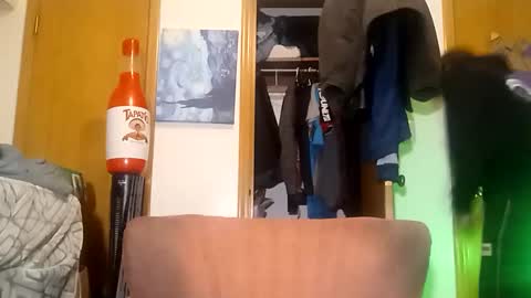 Snapshot of jamieshaneblueeyeswyo307 chatting on January 2025 04:43:01 AM Supafly307blueeyes9in online show from January 2025 04:43:01 AM