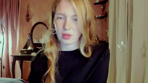 Snapshot of jane_and_star chatting on October 2025 07:44:01 PM Star online show from October 2025 07:44:01 PM