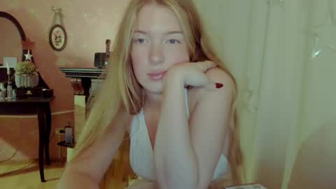 Snapshot of jane_and_star chatting on October 2025 09:31:01 PM Star online show from October 2025 09:31:01 PM