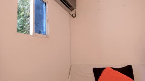 Snapshot of jane_monttgomery chatting on February 2025 05:01:02 PM Jane M online show from February 2025 05:01:02 PM