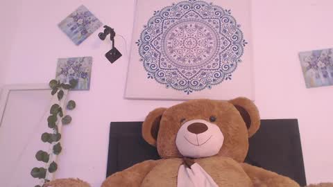 Jane online show from December 2024 03:41:02 PM