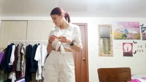 Sofia online show from April 2026 06:32:02 PM