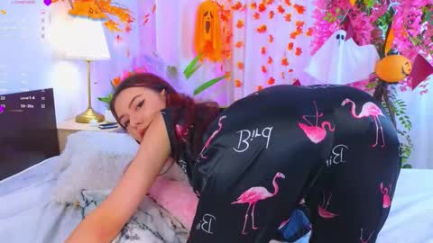 Snapshot of janet_yong chatting on November 2025 07:44:02 AM Jenifer online show from November 2025 07:44:02 AM