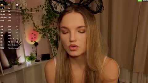 Snapshot of janewirtz chatting on November 2025 06:06:02 AM Hi Im Alice and here youll find something online show from November 2025 06:06:02 AM