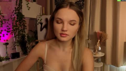 Snapshot of janewirtz chatting on December 2025 06:06:01 AM Hi Im Alice and here youll find something online show from December 2025 06:06:01 AM