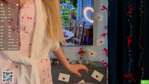 Hi Im Alice and here youll find something online show from March 2026 06:19:02 AM