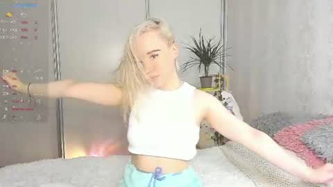 Snapshot of janice_sweet chatting on June 2026 03:07:01 AM Janice online show from June 2026 03:07:01 AM