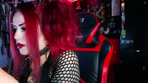 Snapshot of janna_ink chatting on January 2025 11:24:02 PM online show from January 2025 11:24:02 PM