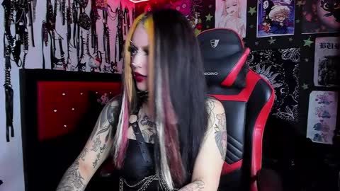 Snapshot of janna_ink chatting on March 2025 11:27:01 PM online show from March 2025 11:27:01 PM