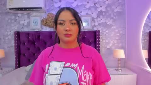 Snapshot of janna_lopezz chatting on November 2025 11:36:02 AM Janna online show from November 2025 11:36:02 AM