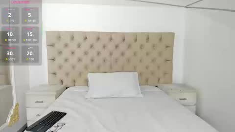 Snapshot of janneblossom chatting on September 2025 09:26:01 PM Janne online show from September 2025 09:26:01 PM