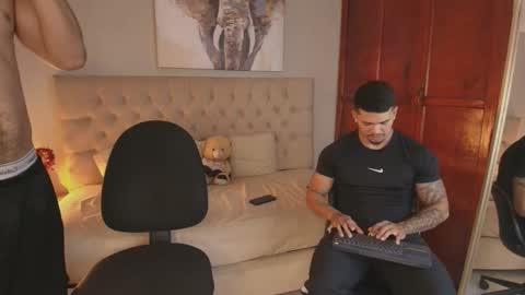 janomar01 online show from March 2026 07:08:02 PM