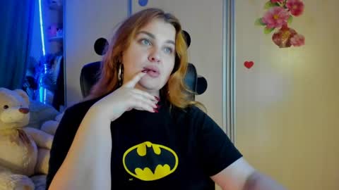 Snapshot of jansylines chatting on June 2026 05:40:02 PM JansyLines online show from June 2026 05:40:02 PM