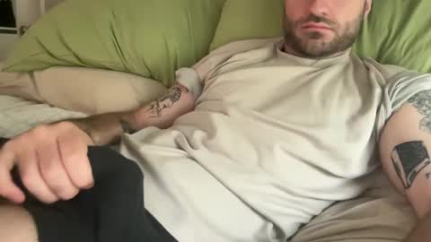 Snapshot of japandroidd chatting on September 2025 06:29:02 PM japandroidd online show from September 2025 06:29:02 PM