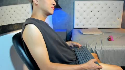 Jara online show from May 2026 08:25:01 PM