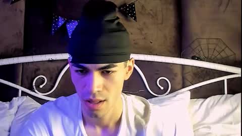 Jaremy online show from November 2025 08:11:01 PM