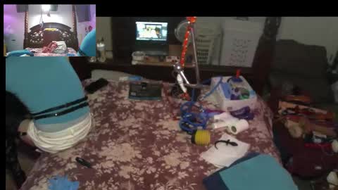 Savanah Taylor online show from December 2025 01:40:01 PM