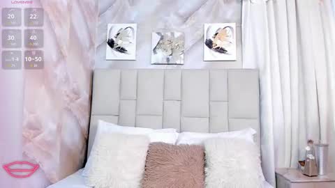 Snapshot of jaslyn__smith chatting on November 2025 05:48:01 PM Jaslyn online show from November 2025 05:48:01 PM