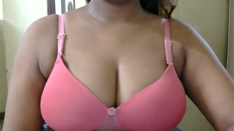 Snapshot of jasmeen_love143 chatting on July 2026 09:48:01 AM jasmeen online show from July 2026 09:48:01 AM