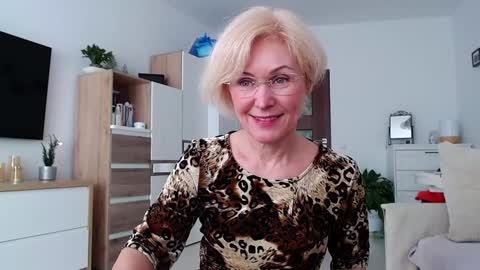 Jasmin room for people 40 online show from February 2026 12:37:02 PM