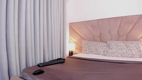 jasmin_melons online show from November 2025 04:03:02 AM