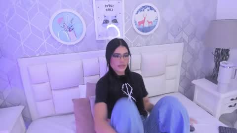 Jasmine online show from October 2025 07:35:02 PM