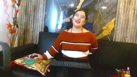 Snapshot of jasmine609087 chatting on January 2026 02:10:01 PM jasmine609087 online show from January 2026 02:10:01 PM