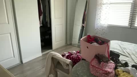 Jasmine Tate online show from April 2026 04:43:02 PM