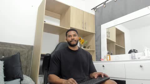 Snapshot of jason_fenix chatting on October 2025 08:05:01 PM Jason online show from October 2025 08:05:01 PM