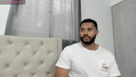 Snapshot of jason_fenix chatting on November 2025 06:44:02 PM Jason online show from November 2025 06:44:02 PM