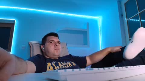 Snapshot of jasonjacks8 chatting on October 2025 04:01:02 AM JasonJacks online show from October 2025 04:01:02 AM