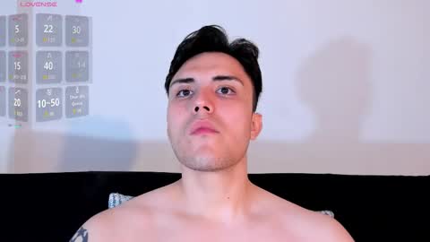 Jason online show from November 2025 02:01:02 AM