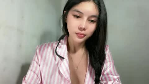 jassie_baee online show from July 2026 03:49:02 PM