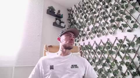 JKing  online show from March 2025 09:29:01 PM