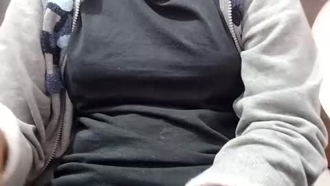 Snapshot of jasspreettt chatting on March 2025 07:41:01 AM jasspreettt online show from March 2025 07:41:01 AM